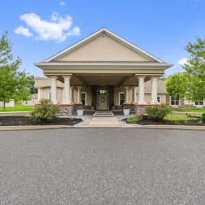 Best Senior Living Community in Sellersville, PA - Hidden Meadows On ...