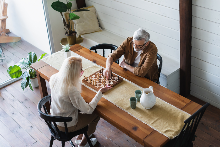 5 Engaging Activities For Seniors With Dementia