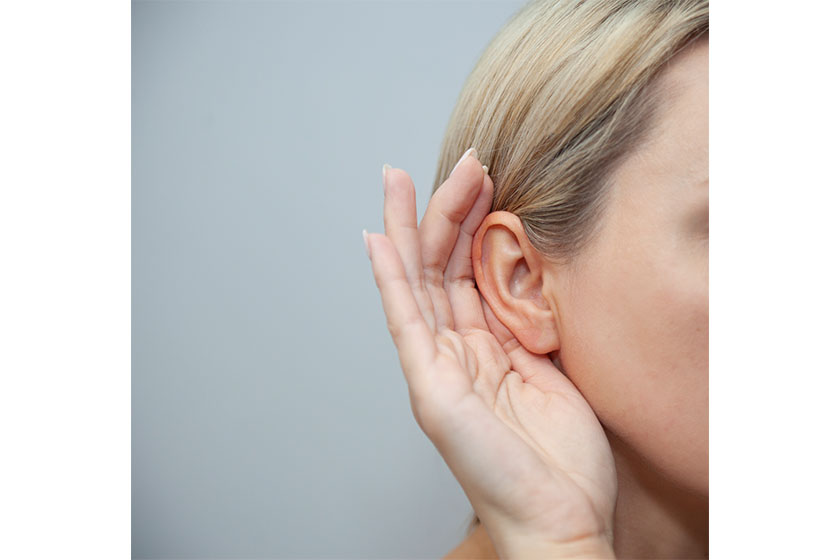 Woman with ear pain or neck pain Woman with ear pain or neck pain